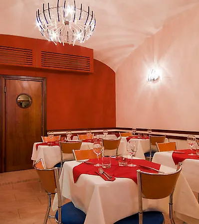 Szálloda Priscilla 3*