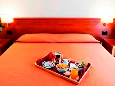 Priscilla 3* Rome